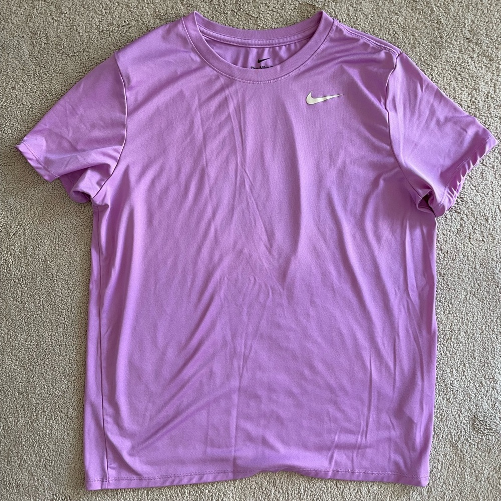 Nike Women's Dri-Fit Tee (Size Large)